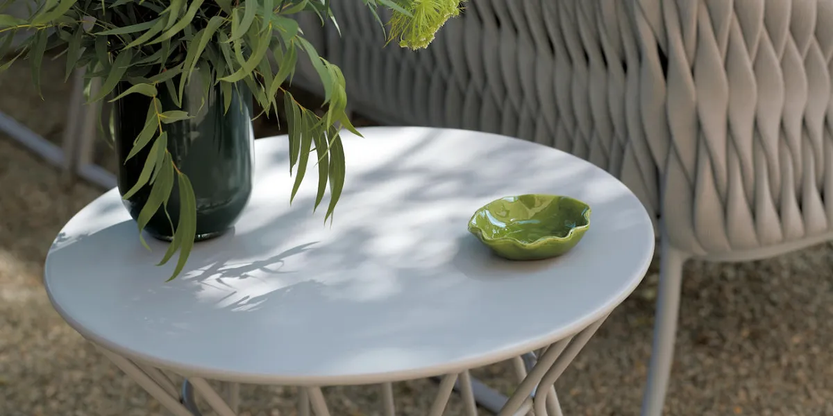 Outdoor Accent & End Tables