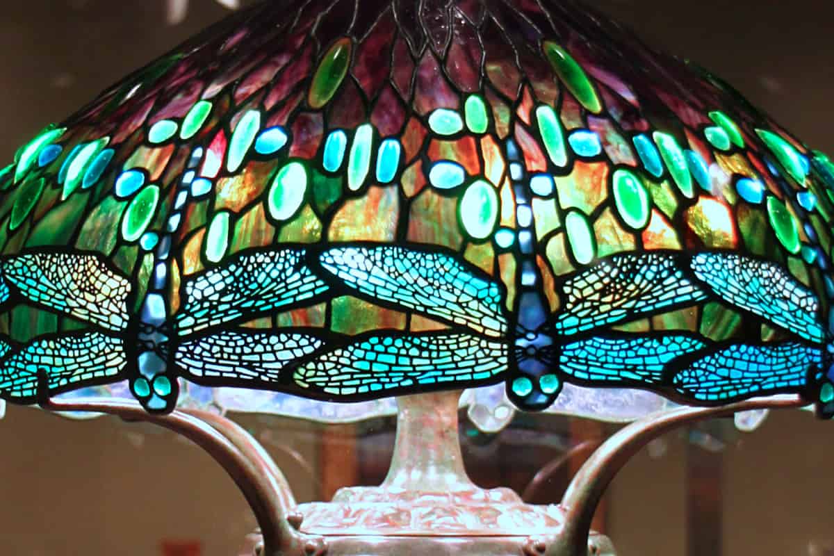Lamp Buying Guide - Lamp Shade Colors & Patterns