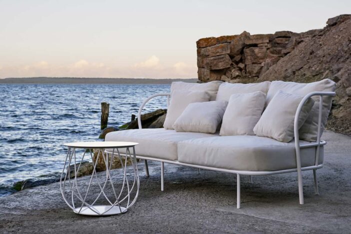 3 ways to protect your outdoor furniture this winter