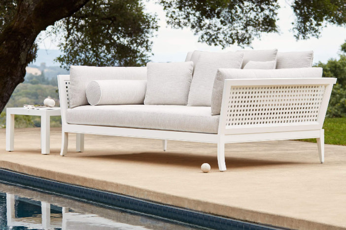 McKinnon & Harris – High-performance aluminum outdoor furniture