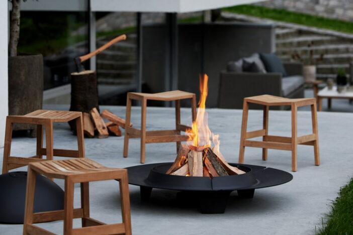 Get rid of outdoor insects safely around patios now