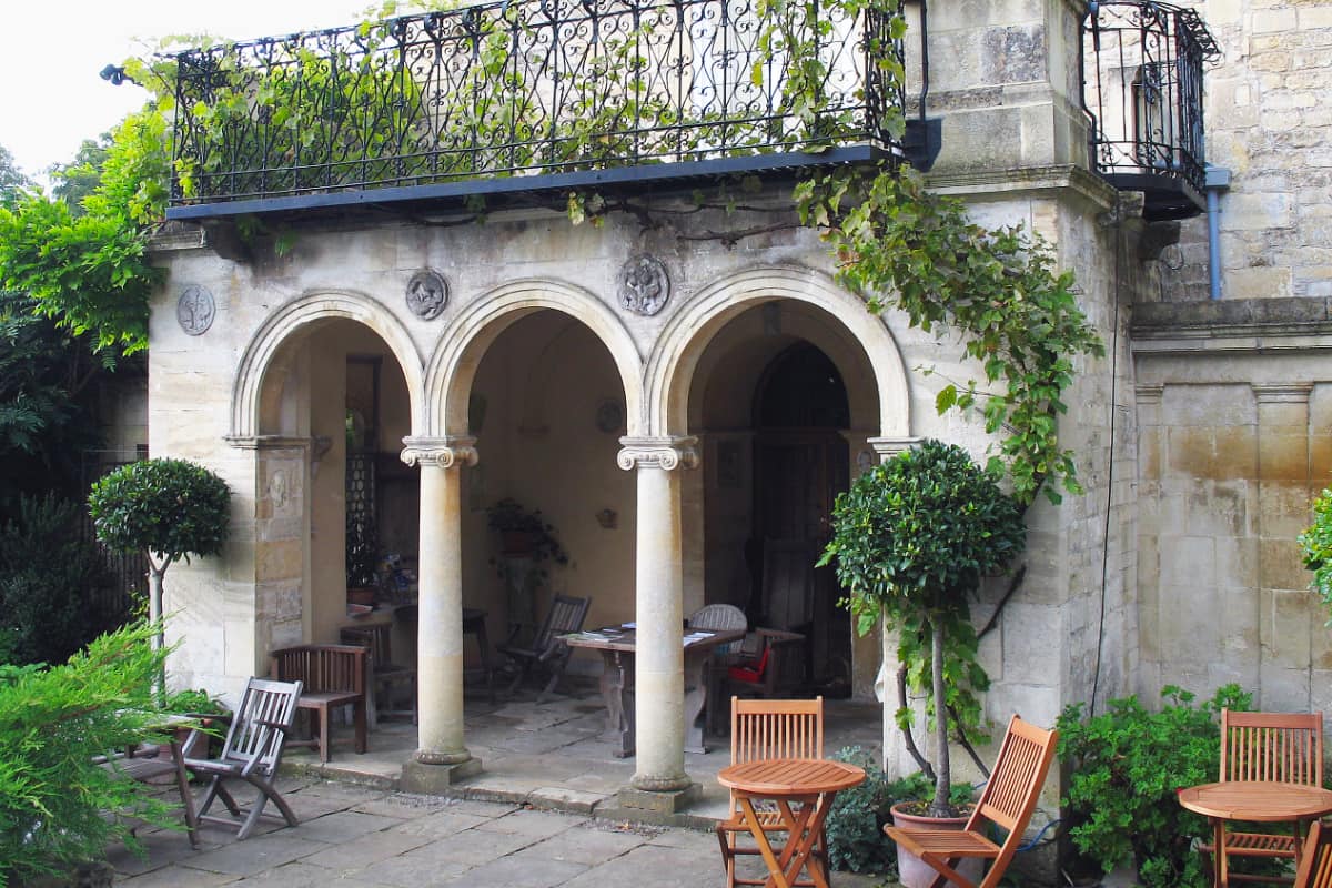 Exterior Architecture - Loggia