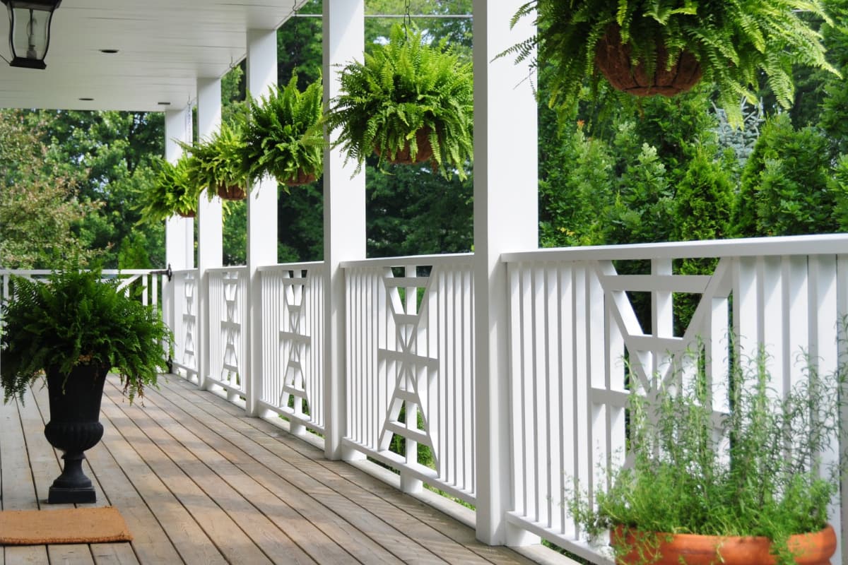 Exterior Architecture - Porch