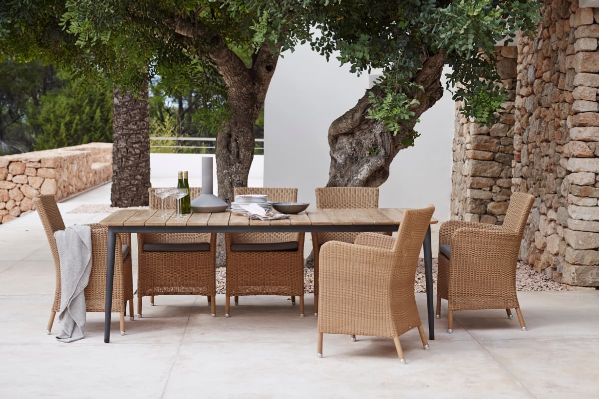 How to Arrange Patio Furniture - Purpose