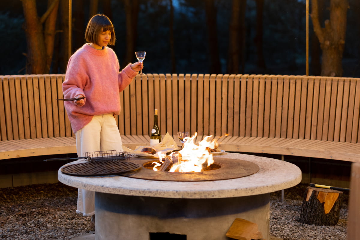 Fire Pit Table Buying Guide - Purpose - Cooking