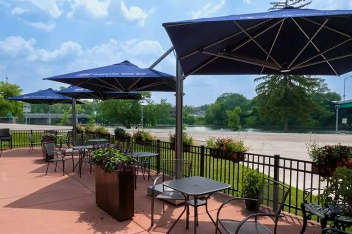 What is a cantilever umbrella - Commercial