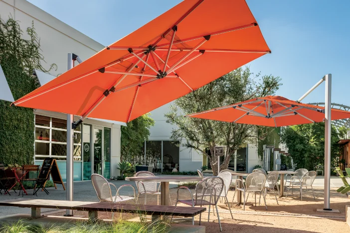 Best color for a patio umbrella - Ambiance - Vibrant orange